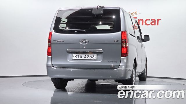 Hyundai Starex 2013 — photo 4