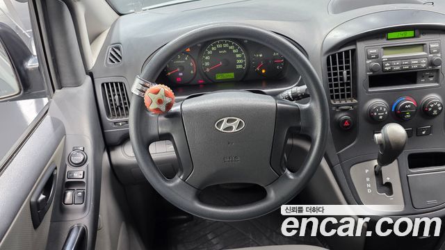 Hyundai Starex 2013 — photo 19