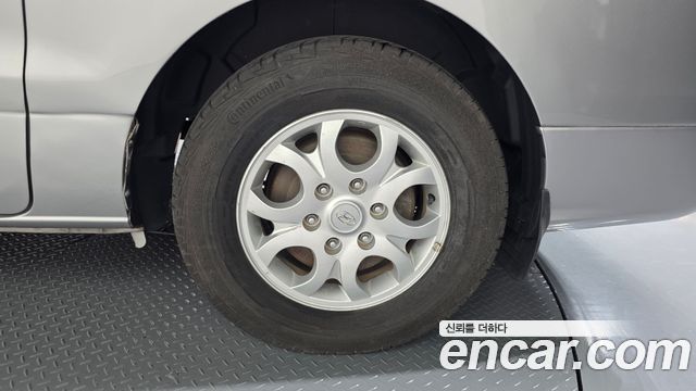 Hyundai Starex 2013 — photo 7