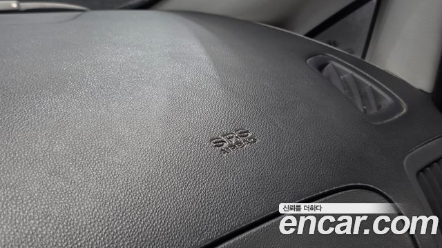 Hyundai Starex 2013 — photo 27
