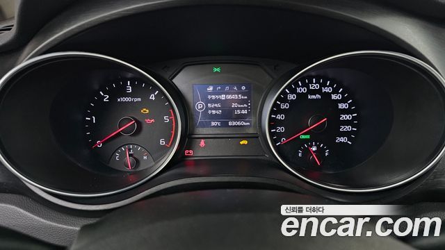 Kia Canival 2015 — photo 8