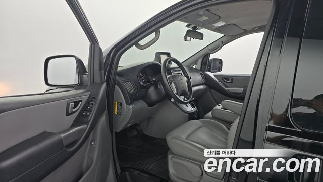 Hyundai Starex 2016 — photo 10