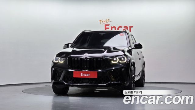 BMW X5M 2023 — photo 3