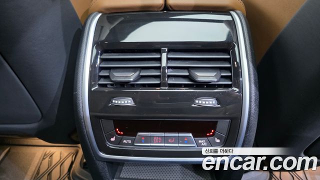 BMW X5M 2023 — photo 19