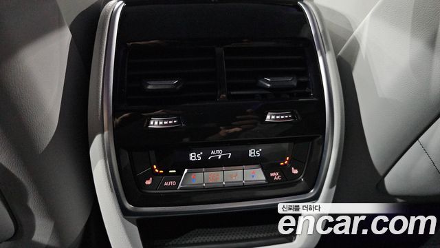 BMW XM 2026 — photo 18