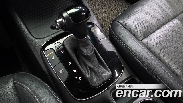 Kia K3 2017 — photo 9