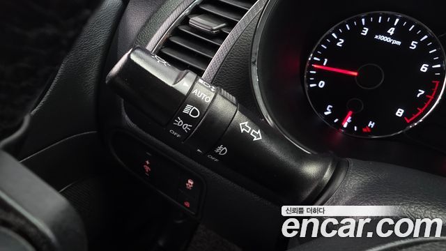 Kia K3 2017 — photo 18