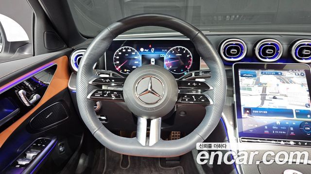 Mercedes-Benz C-Class 2023 — photo 13