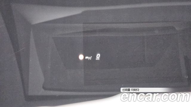 Mercedes-Benz C-Class 2023 — photo 19