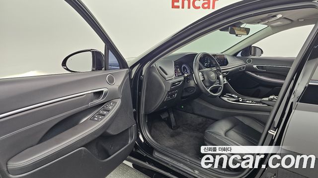 Hyundai Sonata 2023 — photo 10