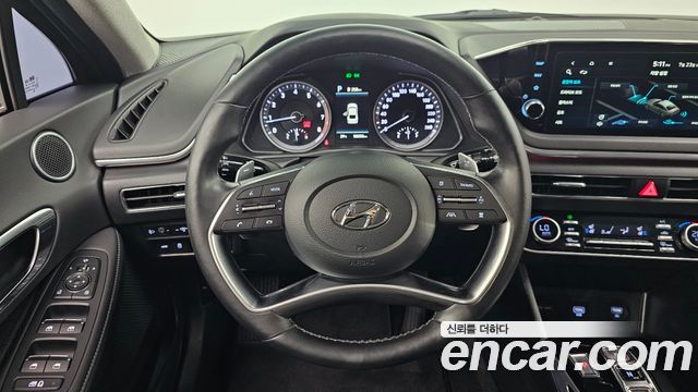 Hyundai Sonata 2023 — photo 14