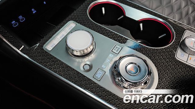 Genesis GV80 2024 — photo 9