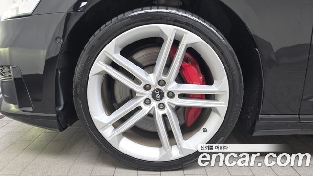 Audi S8 2021 — photo 5