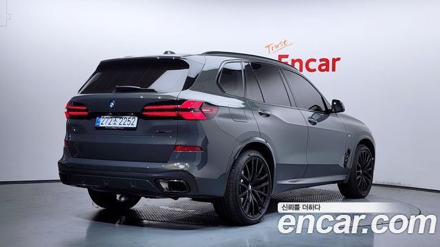 BMW X5 2025 — photo 2