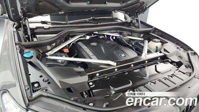 BMW X5 2025 — photo 6