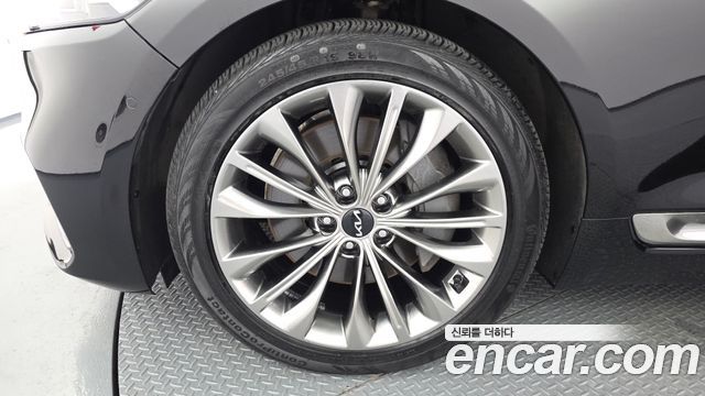 Kia K9 2023 — photo 5