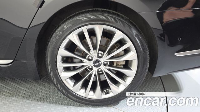 Kia K9 2023 — photo 7