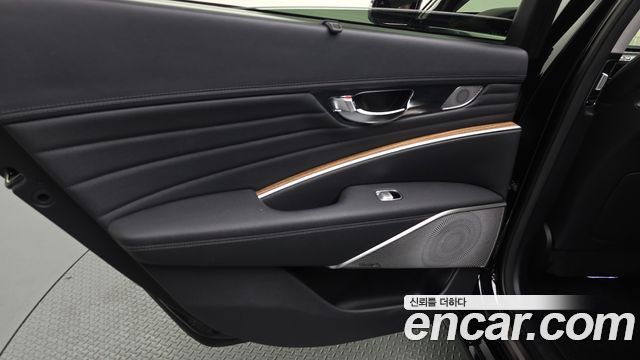 Kia K9 2023 — photo 15