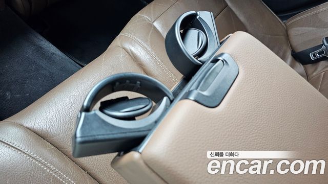 Mercedes-Benz E-Class 2019 — photo 29