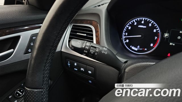 Hyundai Genesis 2016 — photo 23