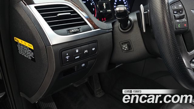 Hyundai Genesis 2016 — photo 25