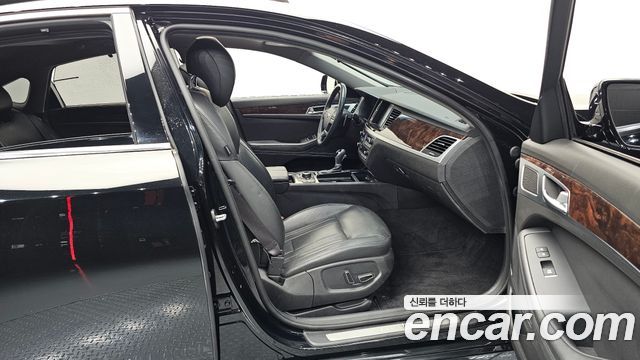 Hyundai Genesis 2016 — photo 16