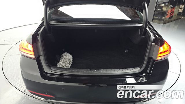 Hyundai Genesis 2016 — photo 32