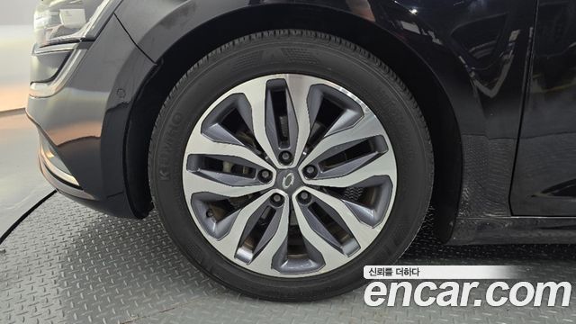 Renault Korea SM6 2017 — photo 5