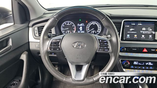 Hyundai Sonata 2018 — photo 13