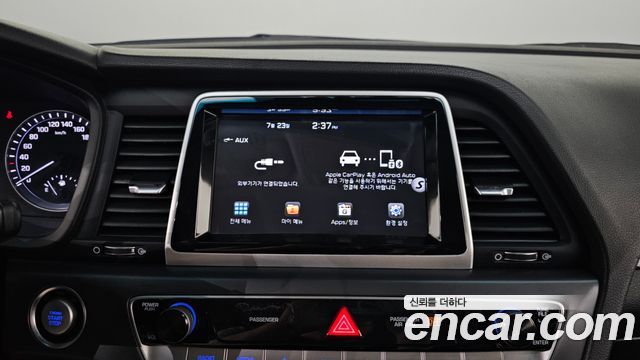 Hyundai Sonata 2018 — photo 16