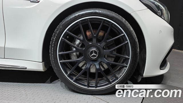 Mercedes-Benz C-Class 2018 — photo 7