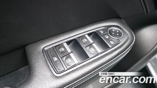 Renault Korea XM3 2023 — photo 28