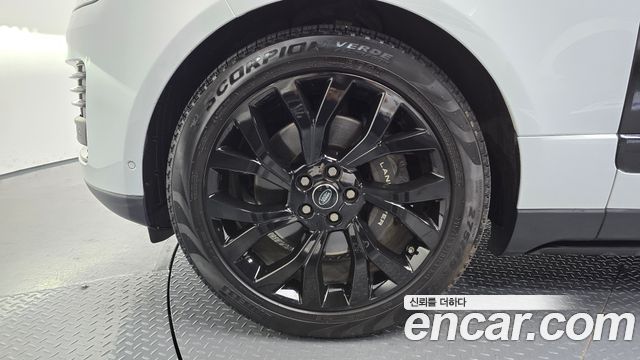Land Rover Range Rover 2020 — photo 5