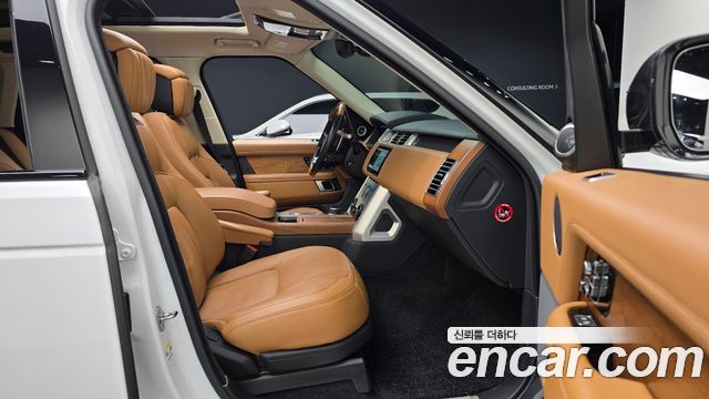 Land Rover Range Rover 2020 — photo 11