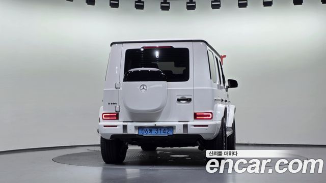Mercedes-Benz G-Class 2025 — photo 4