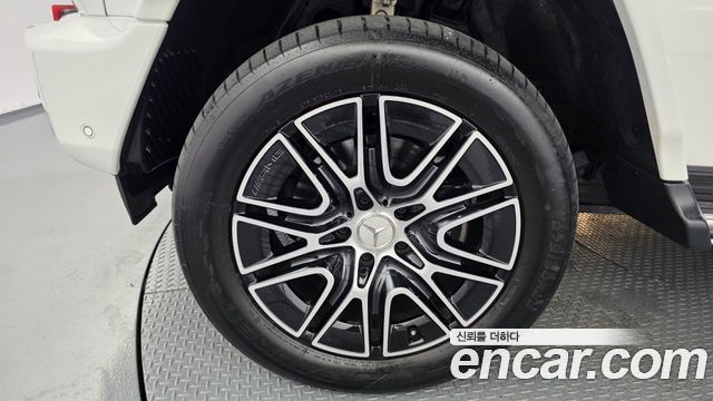 Mercedes-Benz G-Class 2025 — photo 5