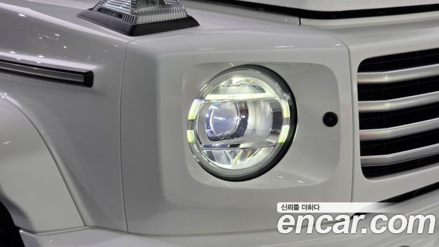 Mercedes-Benz G-Class 2025 — photo 8