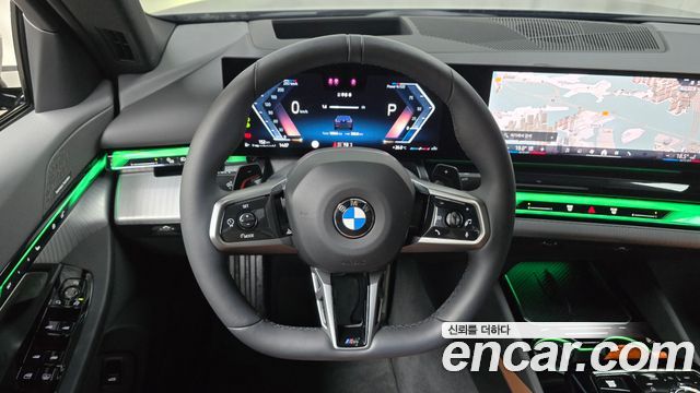 BMW 5-Series 2025 — photo 18