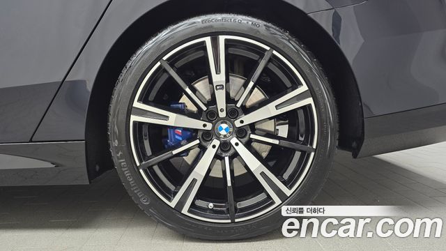 BMW 5-Series 2025 — photo 7