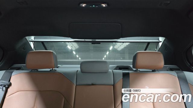 BMW 5-Series 2025 — photo 29