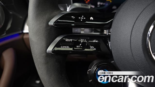 Mercedes-Benz E-Class 2021 — photo 21