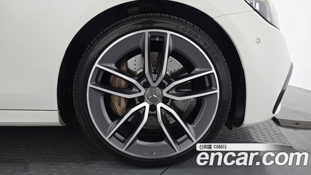 Mercedes-Benz E-Class 2021 — photo 7