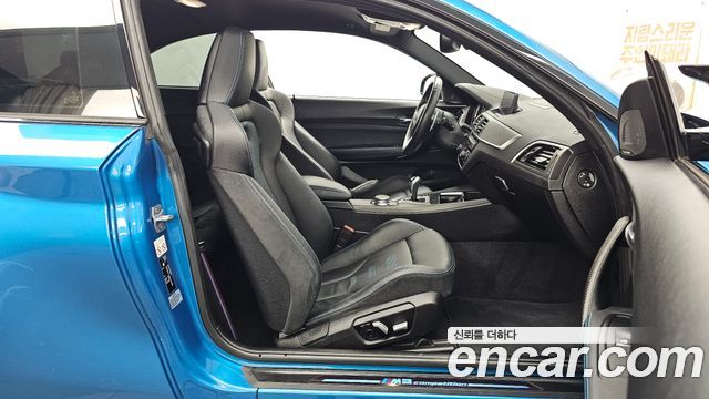 BMW M2 2019 — photo 17
