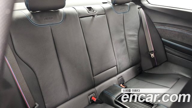 BMW M2 2019 — photo 18