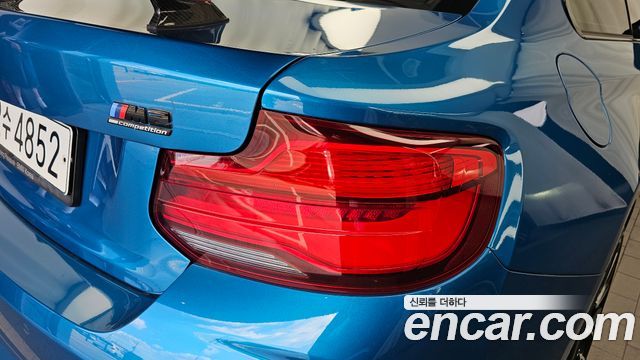 BMW M2 2019 — photo 9