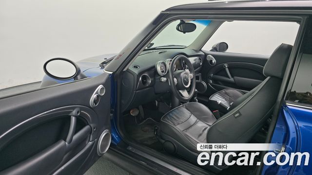 Mini Cooper 2006 — photo 10