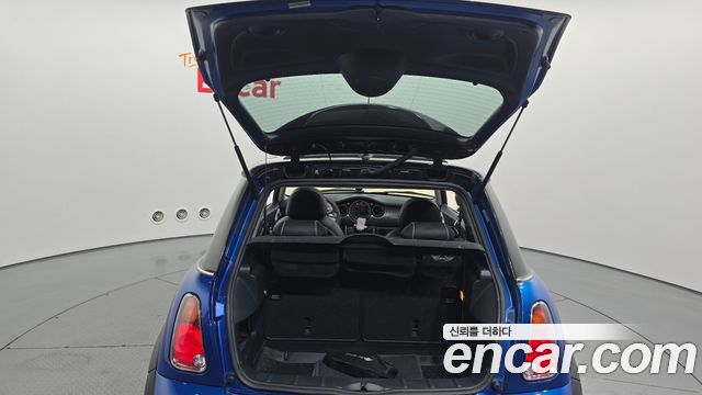 Mini Cooper 2006 — photo 16