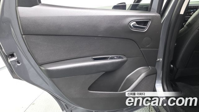 Renault Korea XM3 2024 — photo 15