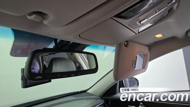Kia K7 2016 — photo 15