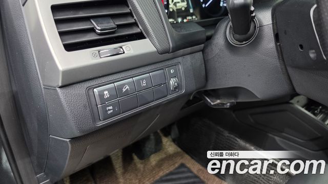 KG Mobility Rexton 2019 — photo 24